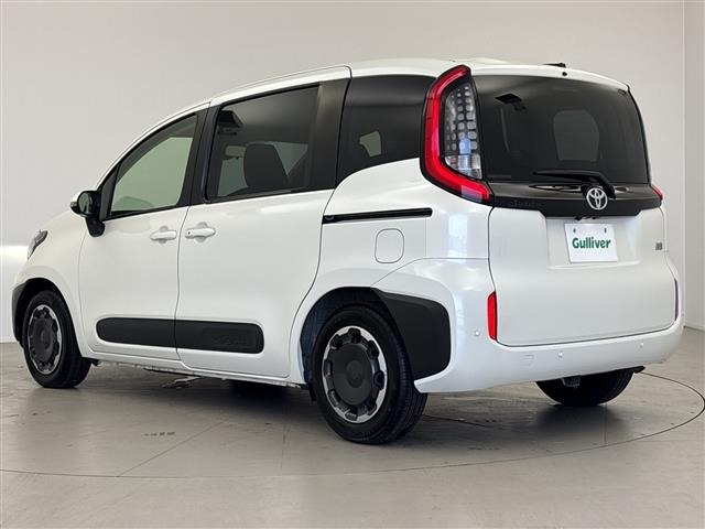 Toyota SIENTA 2022 8064144-13