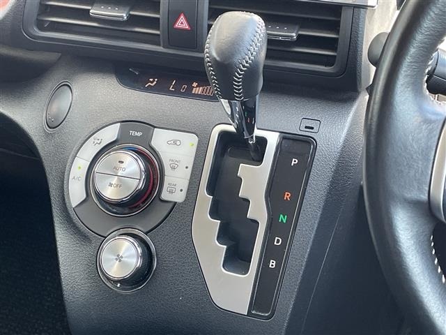 Toyota SIENTA 2019 8064188-12