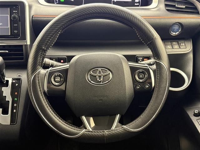Toyota SIENTA 2016 8064190-1