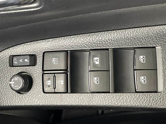 Toyota SIENTA 2019 8064192-4