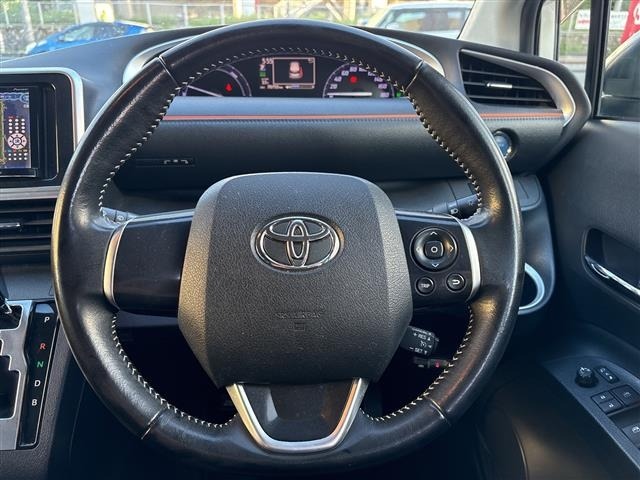 Toyota SIENTA 2018 8064197-17