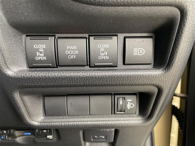 Toyota SIENTA 2023 8064198-10