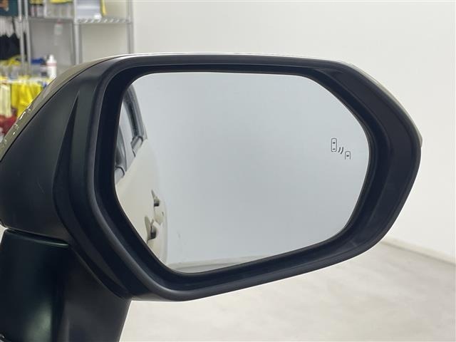 Toyota SIENTA 2023 8064198-11