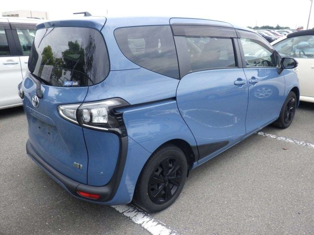 Toyota SIENTA 2022 8064228-1