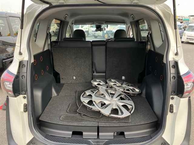 Toyota SIENTA 2021 8064229-10