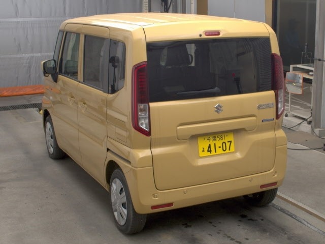 Suzuki SPACIA 2023 8069212-1