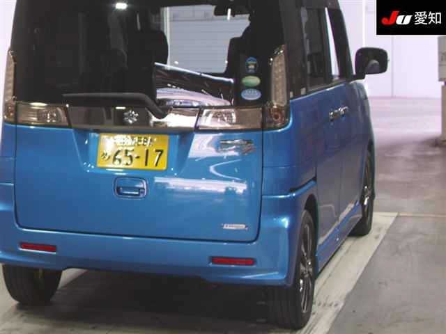 Suzuki SPACIA 2017 8069232-8
