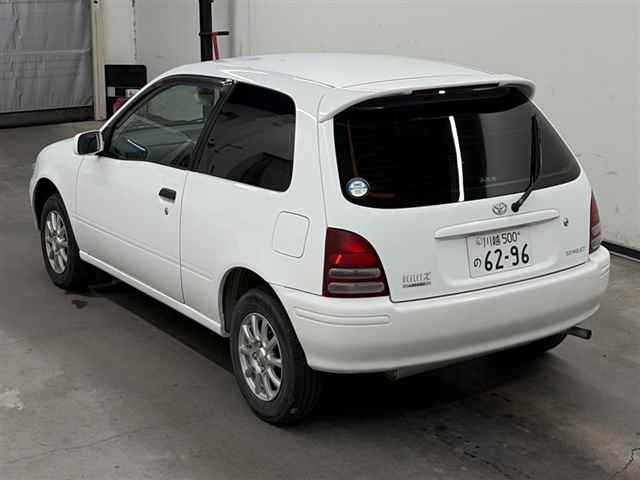 Toyota STARLET 1998 8064900-1