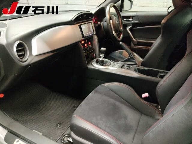Subaru SUBARU 2012 8067068-4