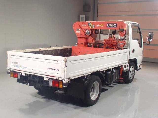 Mazda TITAN 2015 8063036-1