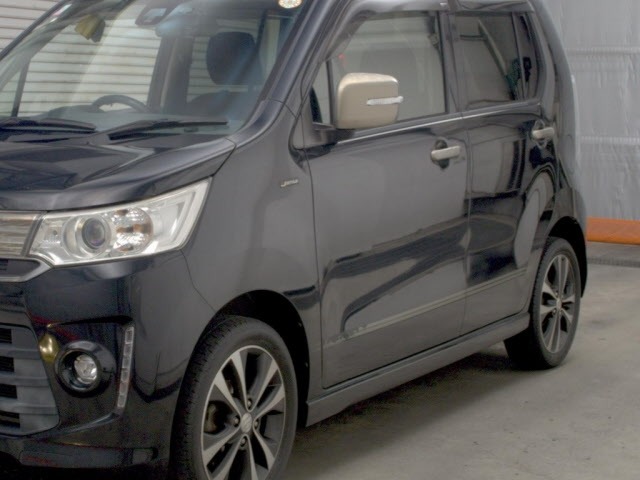 Suzuki WAGON R 2015 8070634-4