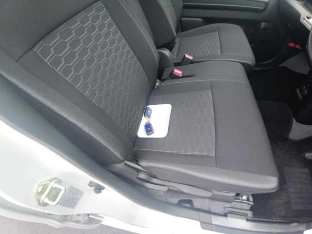 Suzuki WAGON R 2025 8070685-10