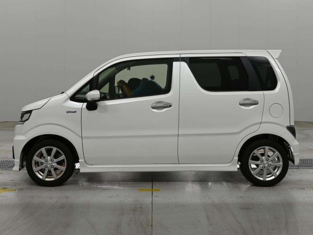 Suzuki WAGON R 2025 8070685-4