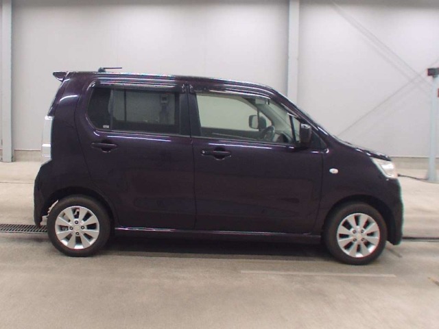 Suzuki WAGON R 2013 8070690-3