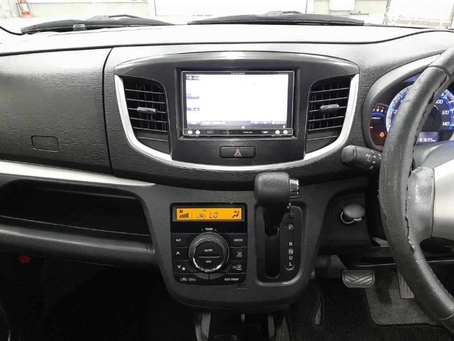 Suzuki WAGON R 2013 8070690-9