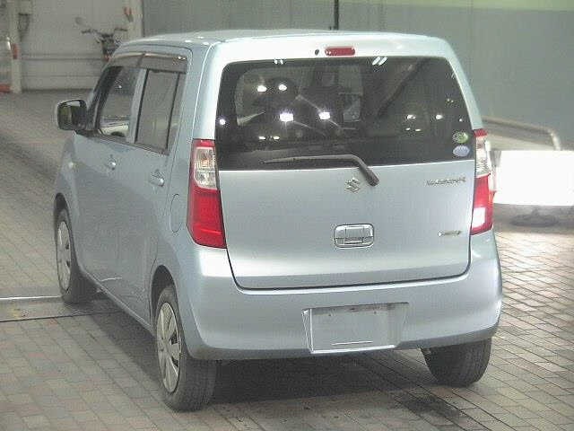 Suzuki WAGON R 2013 8070704-1