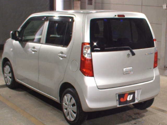 Suzuki WAGON R 2015 8070716-1
