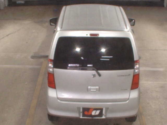 Suzuki WAGON R 2015 8070716-6