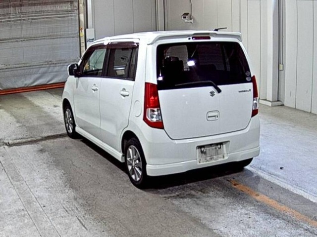 Suzuki WAGON R 2011 8070735-1