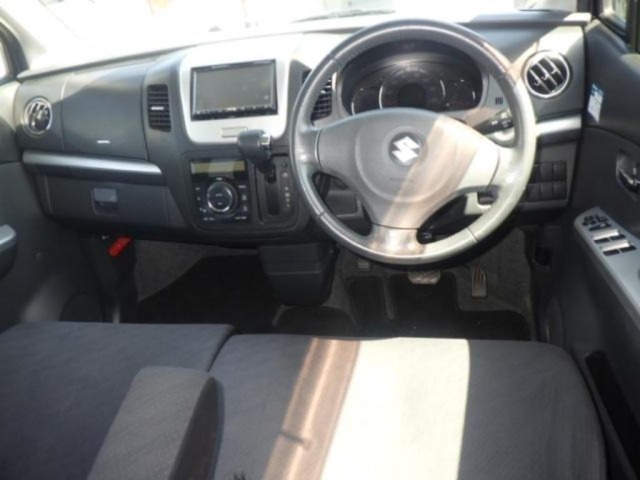 Suzuki WAGON R 2011 8070735-3
