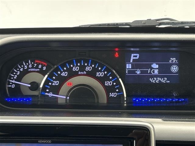 Suzuki WAGON R 2018 8071308-17