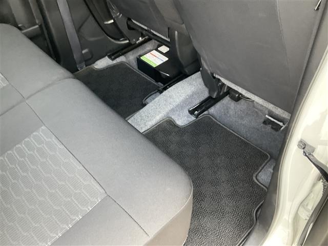 Suzuki WAGON R 2023 8071420-22