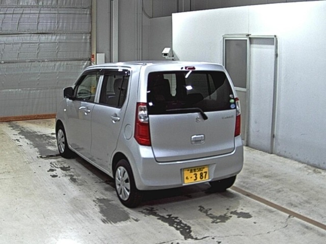 Suzuki WAGON R 2013 8071680-1
