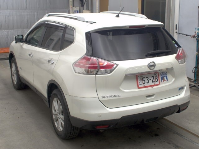 Nissan X-TRAIL 2015 8068507-1