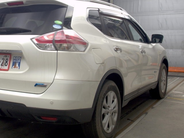 Nissan X-TRAIL 2015 8068507-5