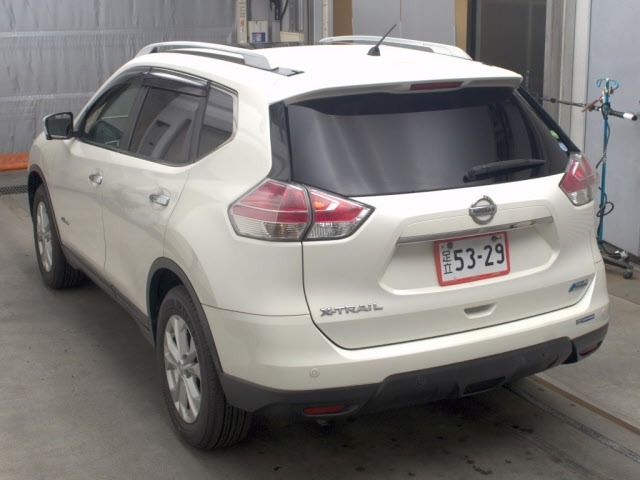 Nissan X-TRAIL 2016 8068508-1
