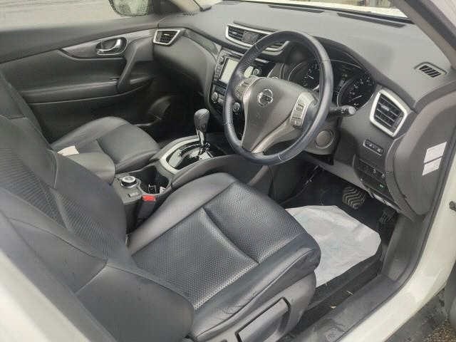 Nissan X-TRAIL 2015 8068550-3