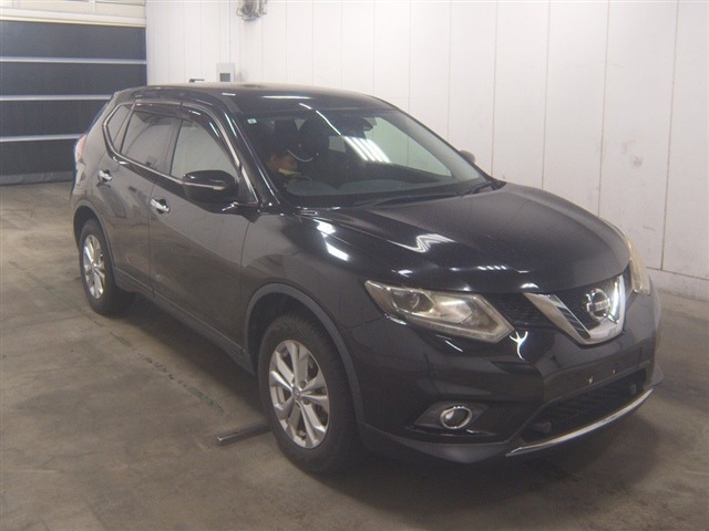 Nissan X-TRAIL 2015 8068554-0
