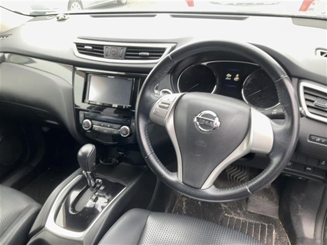 Nissan X-TRAIL 2015 8068554-3