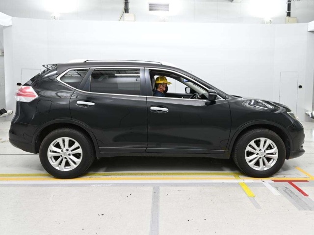 Nissan X-TRAIL 2014 8068575-3