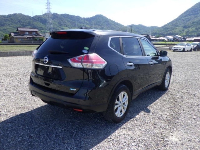 Nissan X-TRAIL 2016 8068598-5