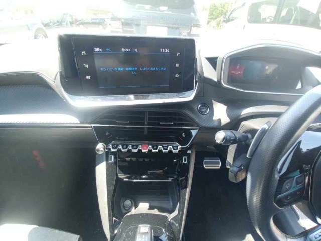 Peugeot 208 2021 8083266-11