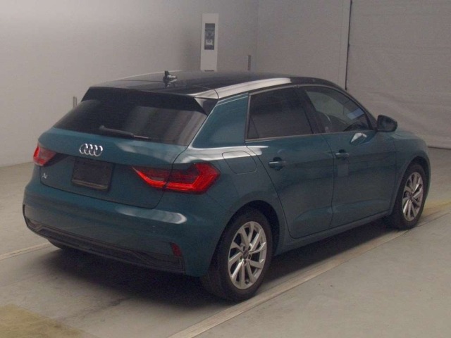 Audi A1 2021 8086343-1