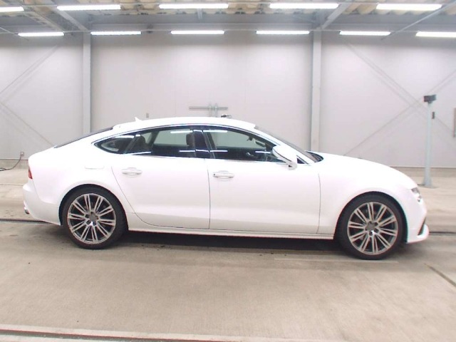 Audi A7 2012 8079443-3