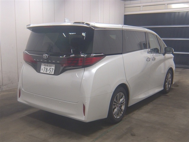 Toyota ALPHARD 2026 8084041-5