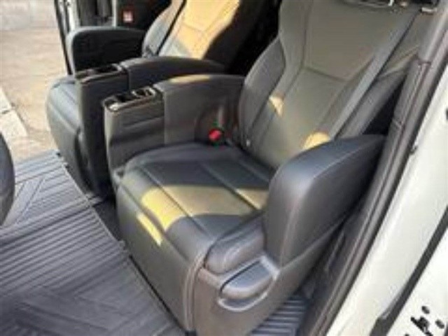 Toyota ALPHARD 2024 8084048-11