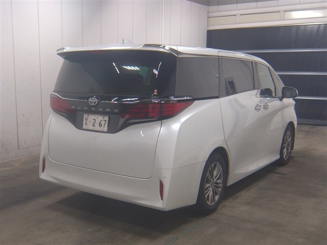 Toyota ALPHARD 2024 8084048-5