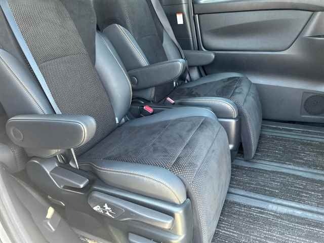Toyota ALPHARD 2021 8084051-8