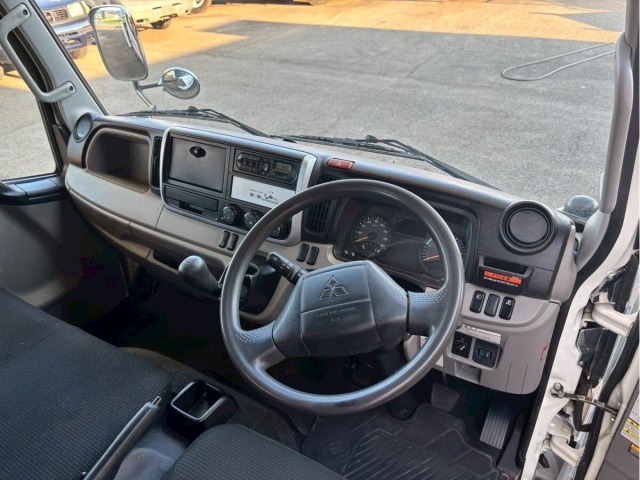 Mitsubishi CANTER 2018 8080285-3