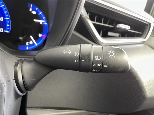 Toyota COROLLA TOURING 2022 8086135-11