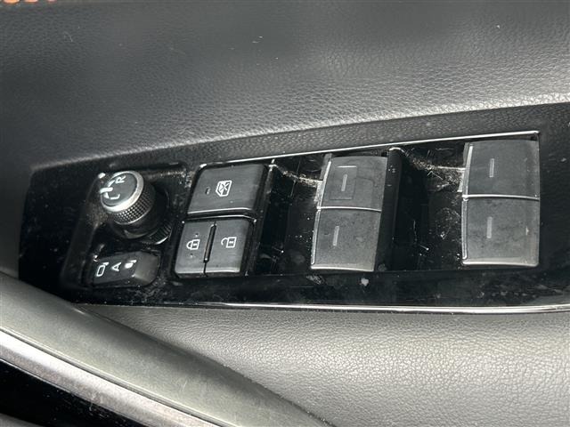 Toyota COROLLA TOURING 2022 8086136-12