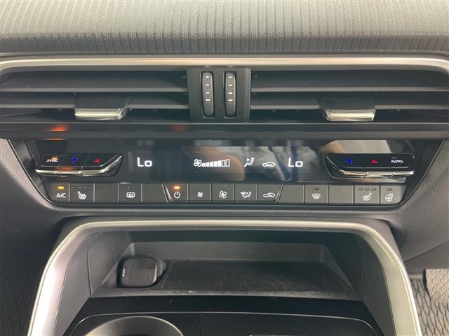 Mazda CX-60 2023 8082789-10