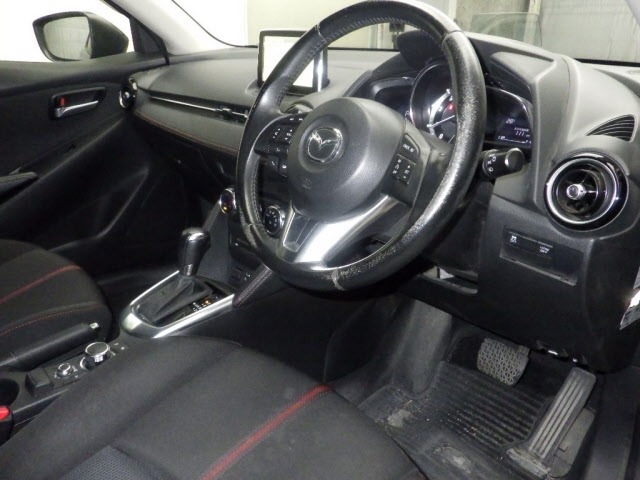Mazda DEMIO 2015 8079487-3