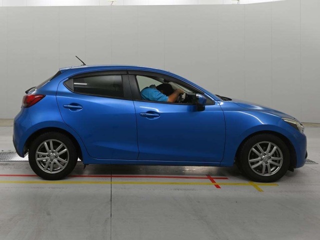 Mazda DEMIO 2014 8079517-3