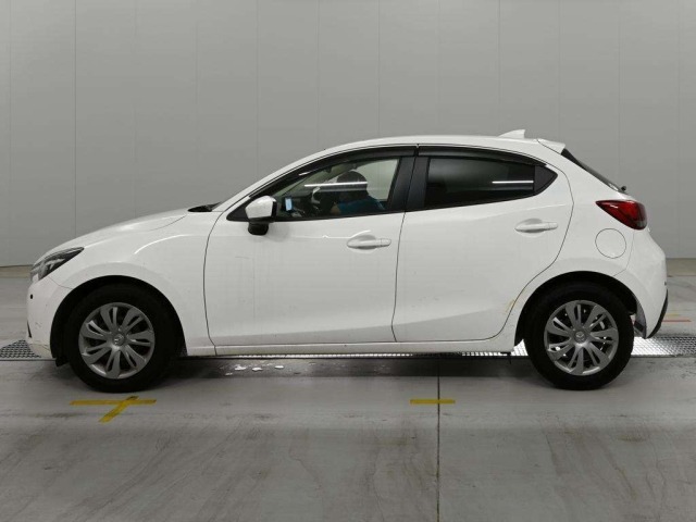 Mazda DEMIO 2017 8079532-4