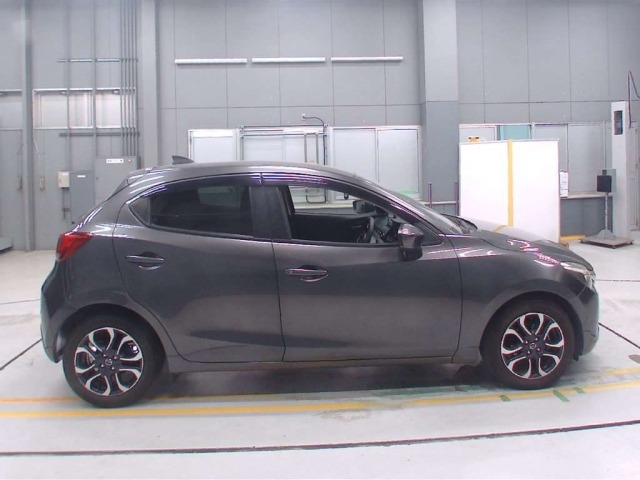 Mazda DEMIO 2017 8079533-3